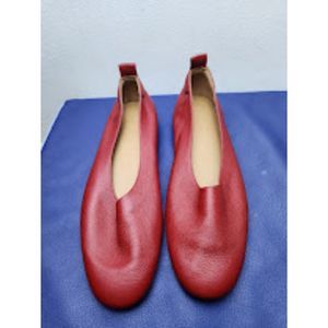 Everlane Day Glove Flat Made in Italy Red Flat Shoes size 7.5